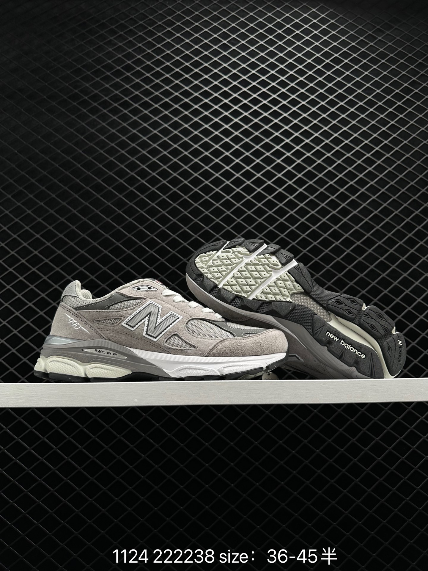 New Balance W990